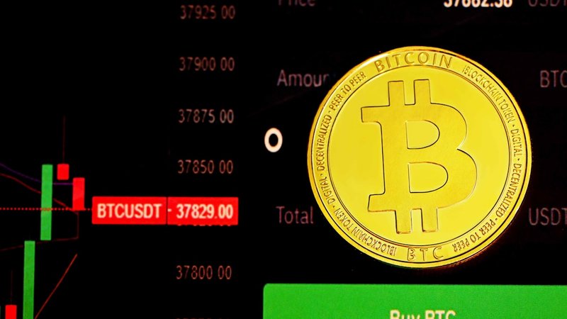 BNB spot and perpetual futures serve very different trading goals