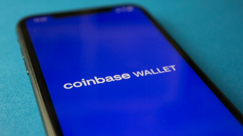 The four main ways to buy meme coins each have different trade-offs on cost and access.
