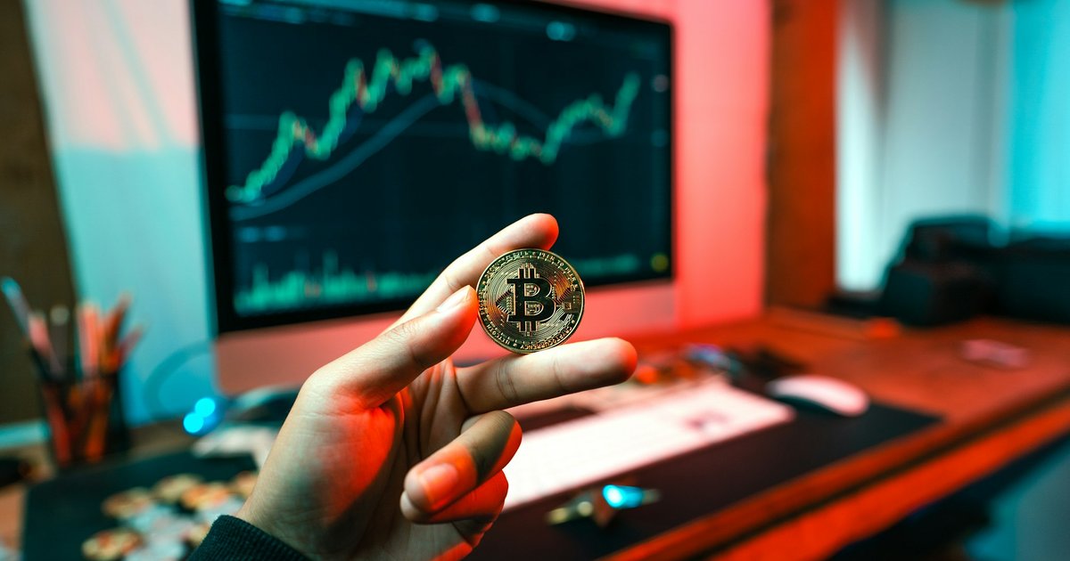 Make $100 a Day Trading Crypto: Realistic Guide