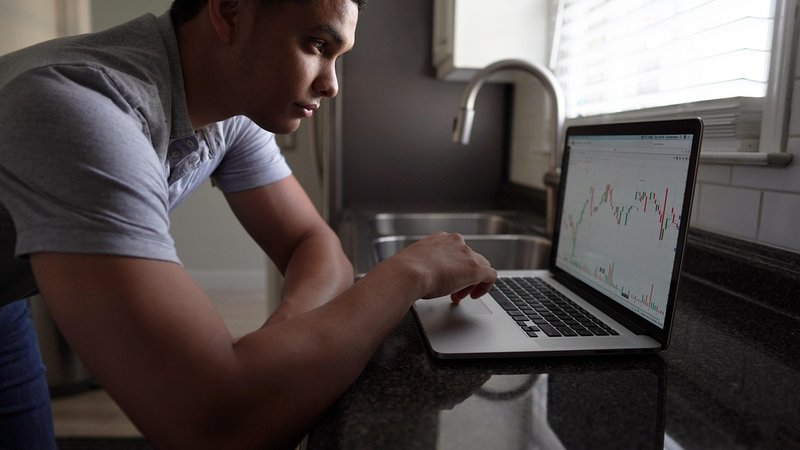 Always audit a provider's full trade history before subscribing